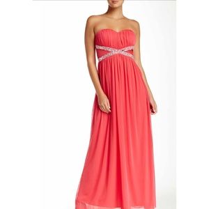 Strapless long chiffon dress